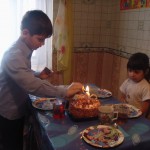 Раньше Федя только задувал свечки на торте, в этом году впервые - сам зажигает.